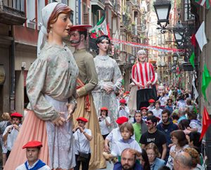 Gigantes y cabezudos. Fuente: Bilbao Turismo