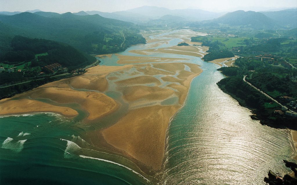 playa-de-laida-urdaibai