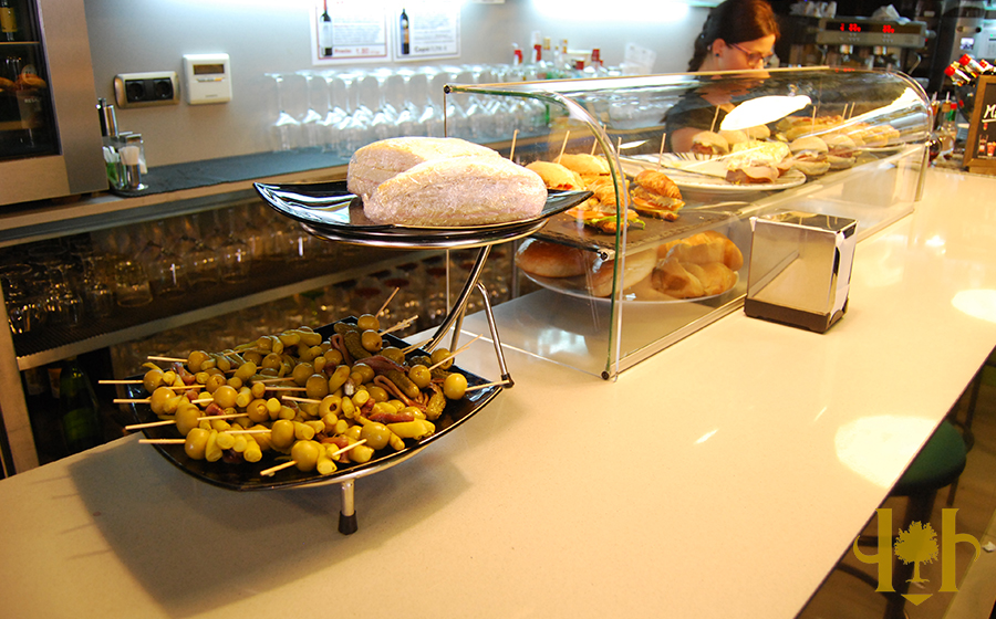 Jai-Alai Cafeteria image