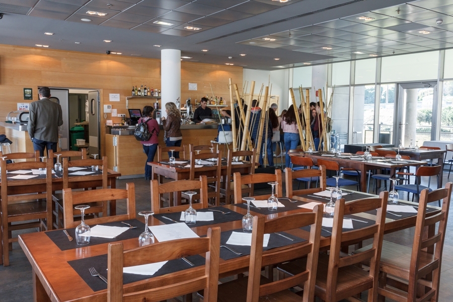 Puerto de Bilbao – Cafetería y restauranteren argazkia