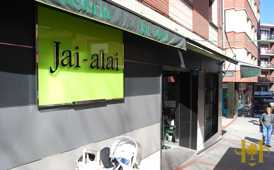 Jai-Alai Cafeteriaren argazkia