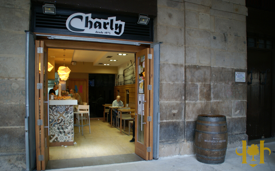 Charly Bar image