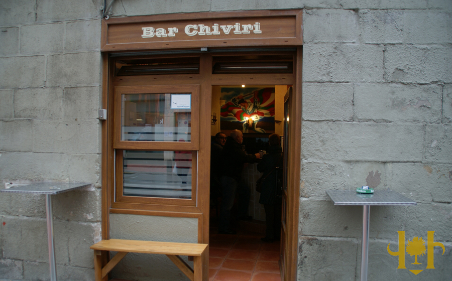 Photo de Chiviri Bar