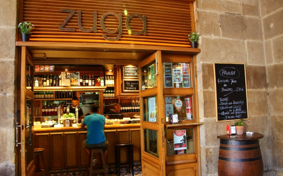 Zuga bar image