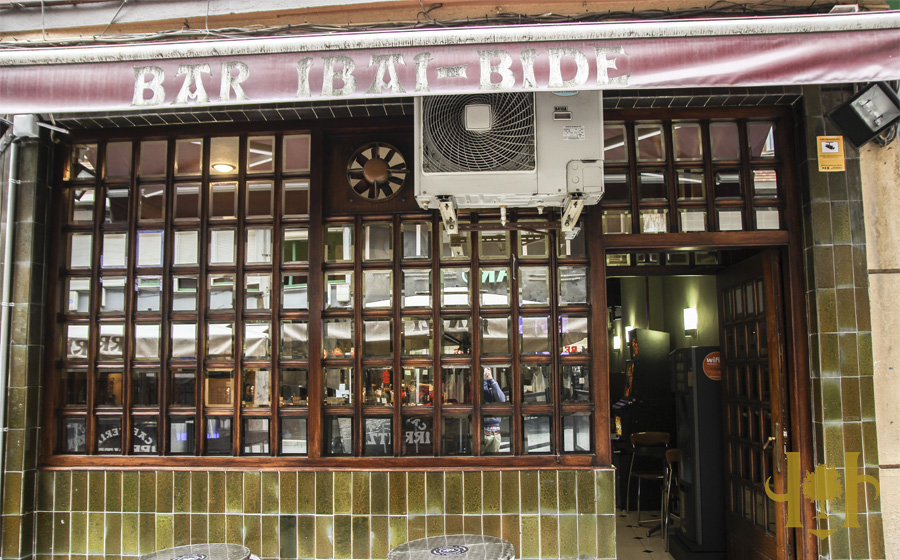 Photo de Ibai Bide Bar