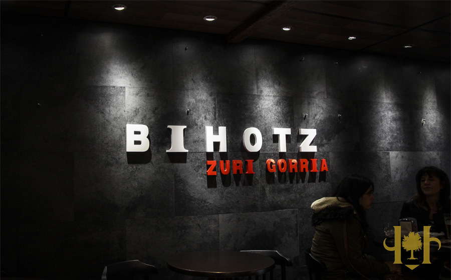 Photo de Bihotz Zuri Gorria Bar