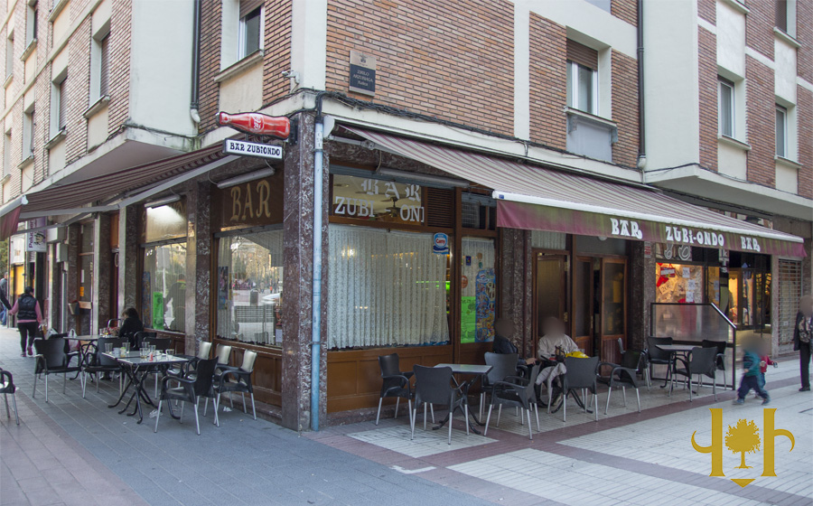 Photo de Zubi Ondo Bar