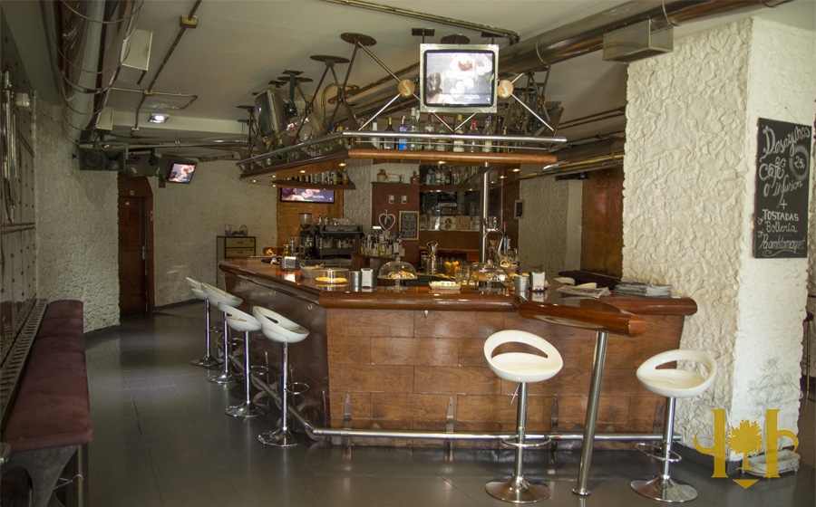 Foto de Sukoi Bar