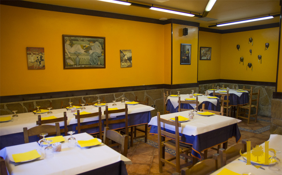 Foto de Txaparro Jatetxea Restaurante