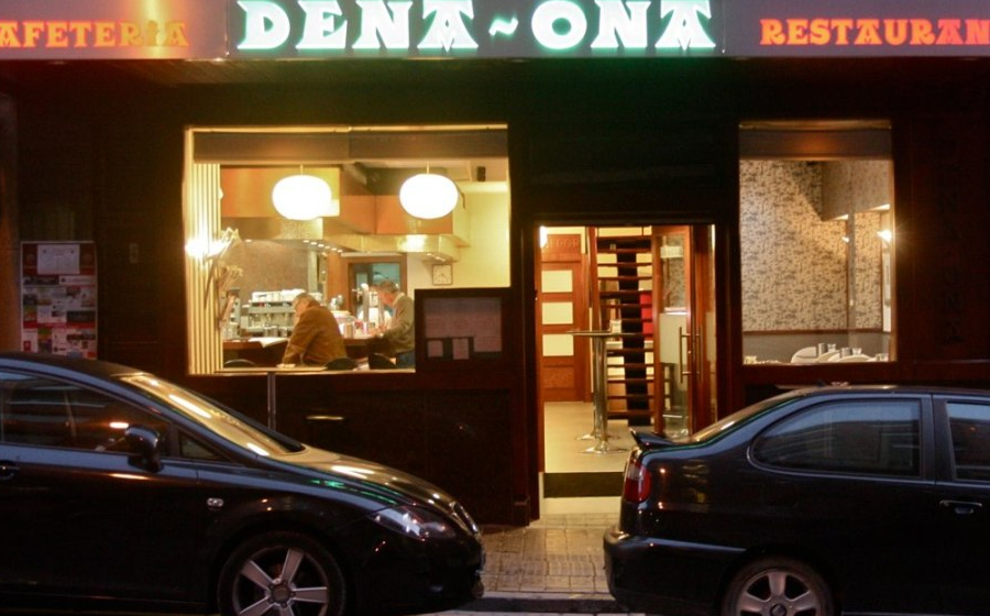 Dena Ona Restauranteren argazkia