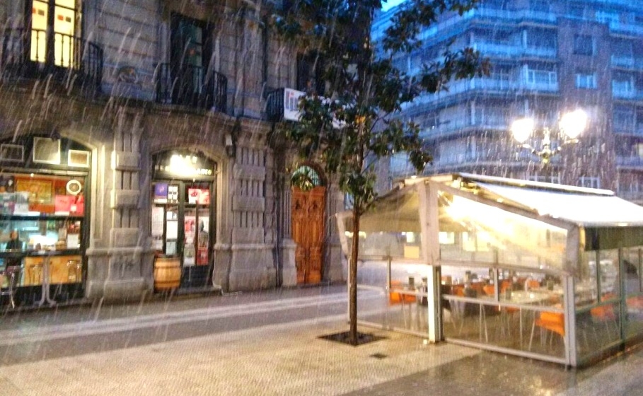 Café Negro y Blancoren argazkia