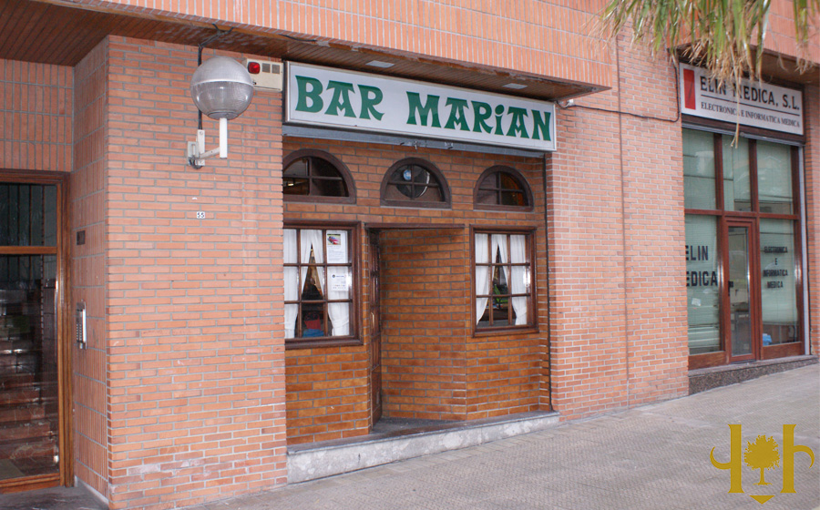 Marian Bar photo