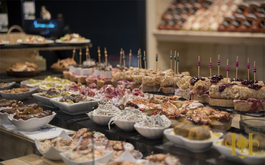 Image de Gastrobares mercado de La Ribera – Casa Loren